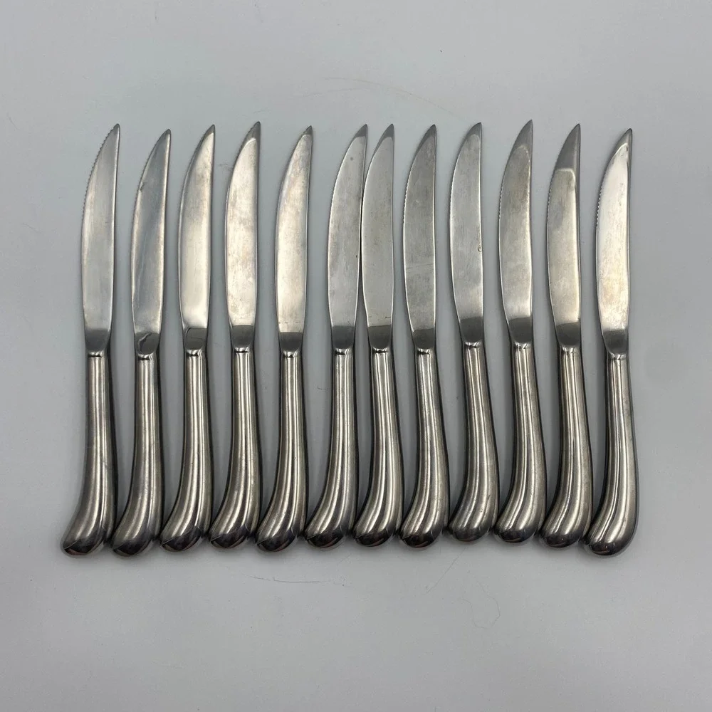 Reed & Barton Select Stainless Steel Pistol Grip Steak Knives Set of 12 Silver